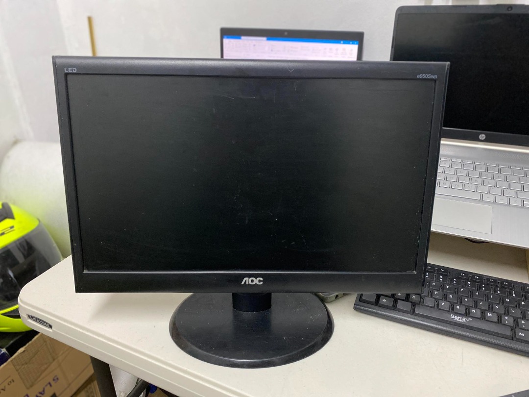Desktop Monitor, Computers & Tech, Desktops on Carousell