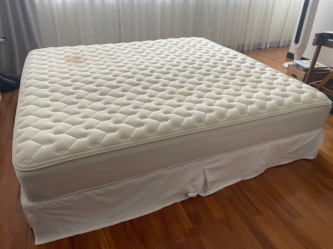 Donating mattress, Furniture & Home Living, Furniture, Bed Frames & Mattresses on Carousell