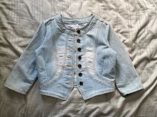 (Category: ) located in . Submitted by taetae_wardrobe (Listing ID 1250795041, Image 1). Description: .