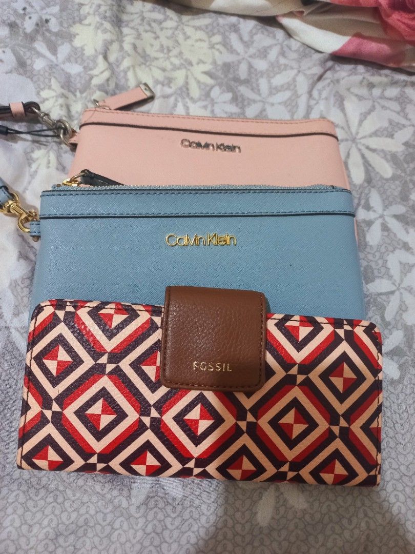Calvin klein madison clutch deals