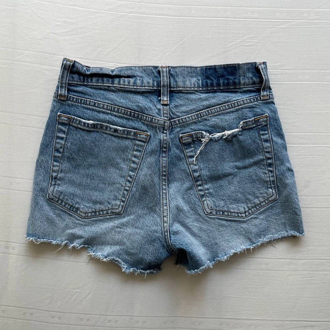 Gap high waisted denim shorts hotsell