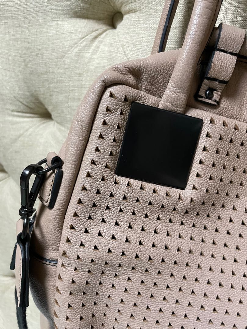 Good Sang A bag Luxury Bags Wallets on Carousell
