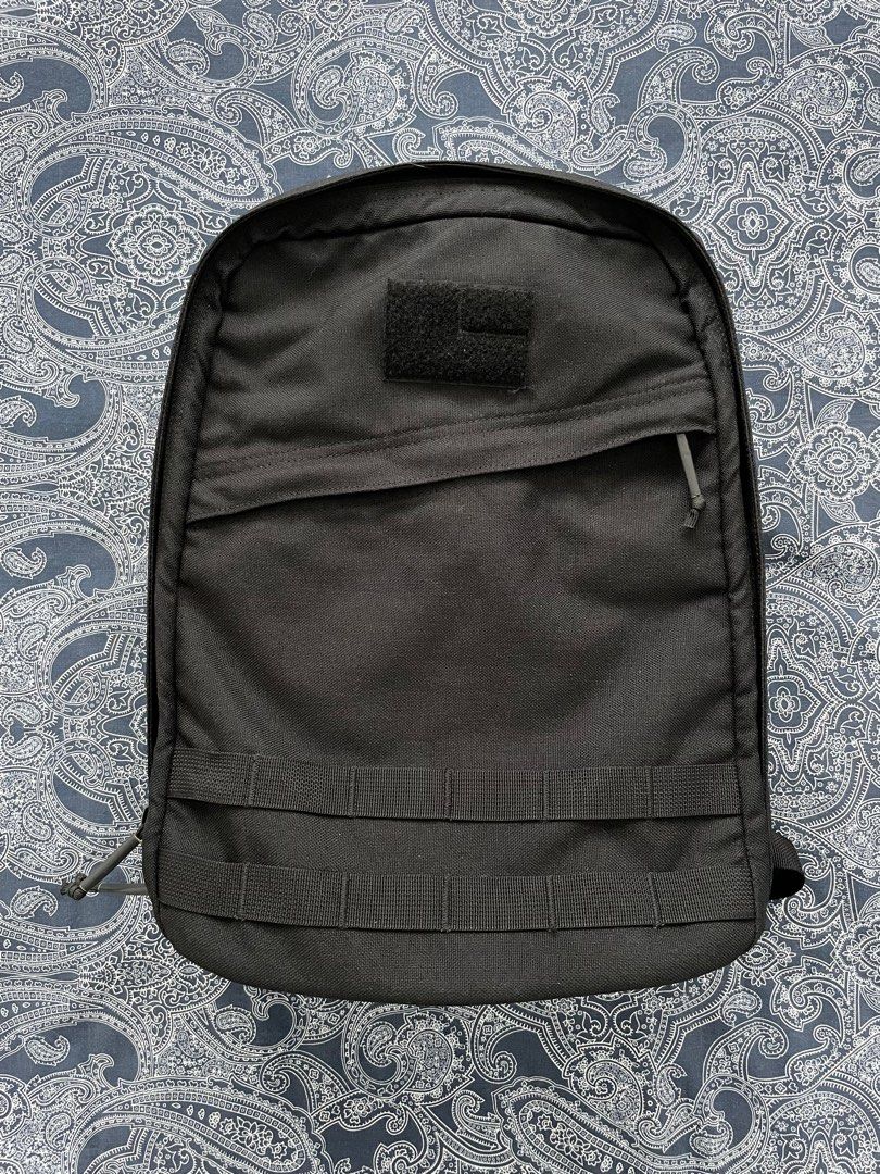Gr0 backpack store