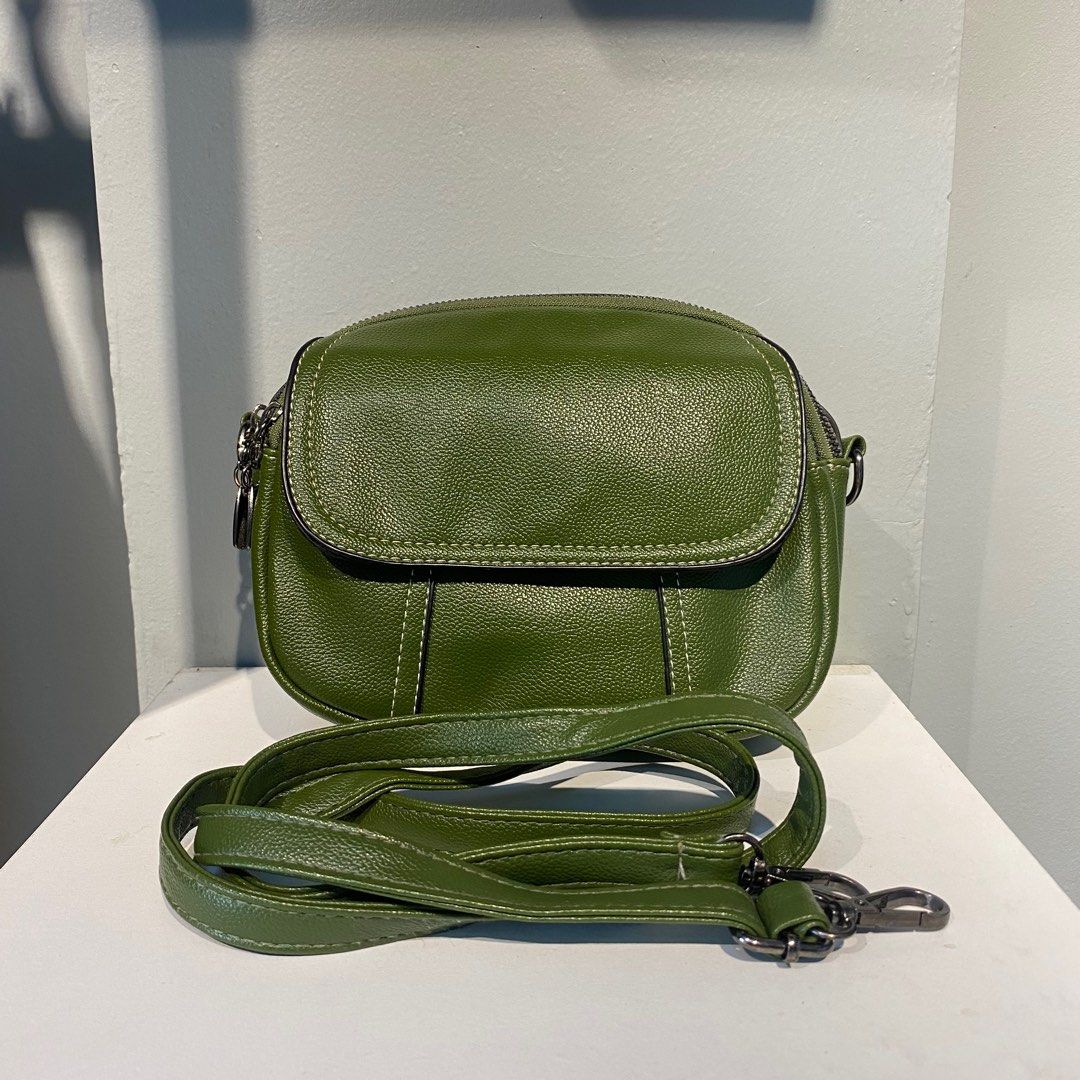 Green cross body bag on Carousell