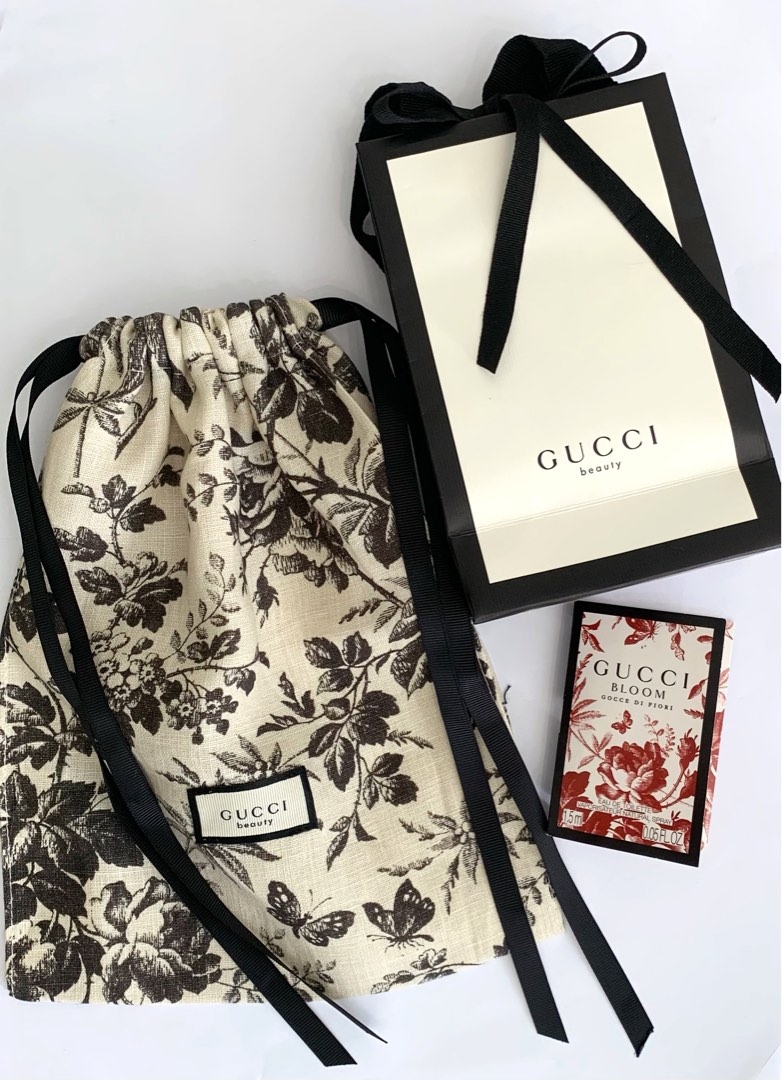 Gucci bloom pouch store
