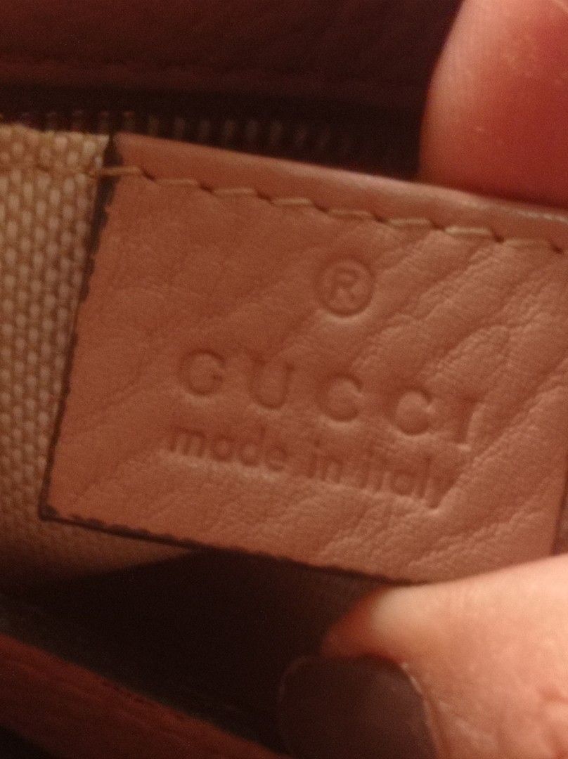 Gucci disco soho bag (Category: Luxury Bags & Wallets) located in Bacoor. Submitted by nickyvillar90 (Listing ID 1250855529, Image 2). Description: for sale disco bag ...sign of use.