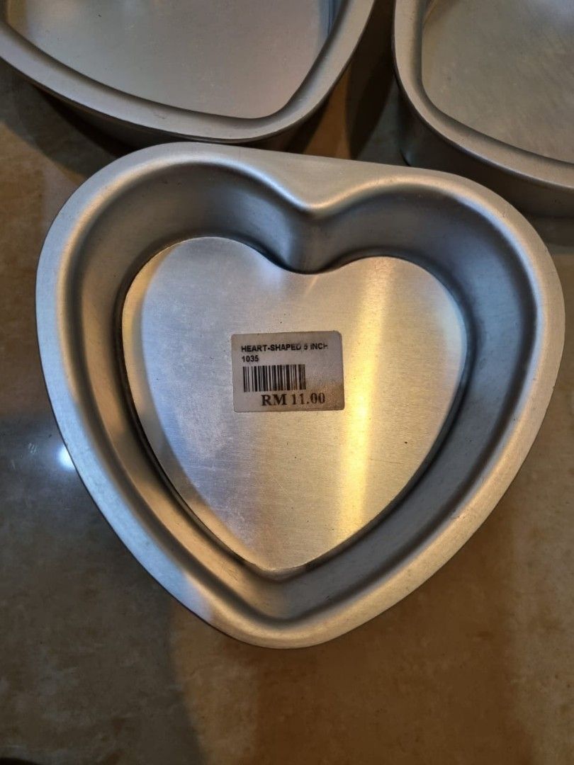 Heart shape cake sale mould
