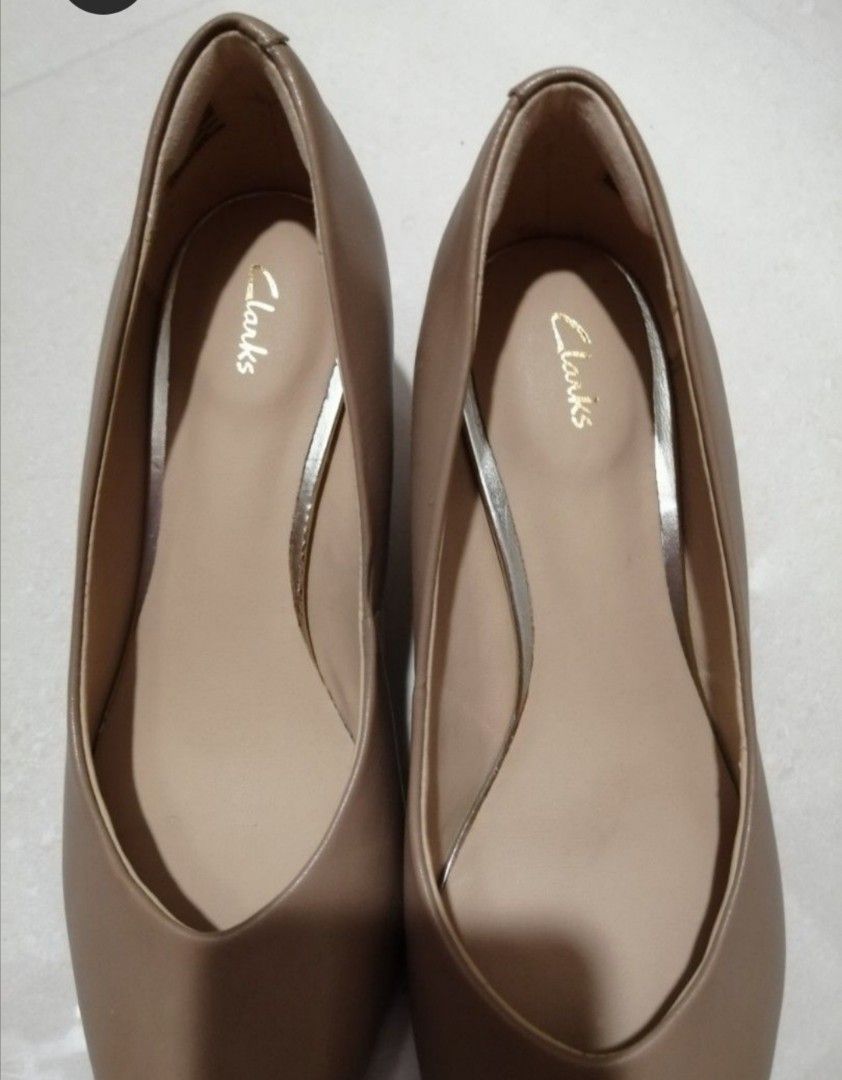 Clarks poshmark online