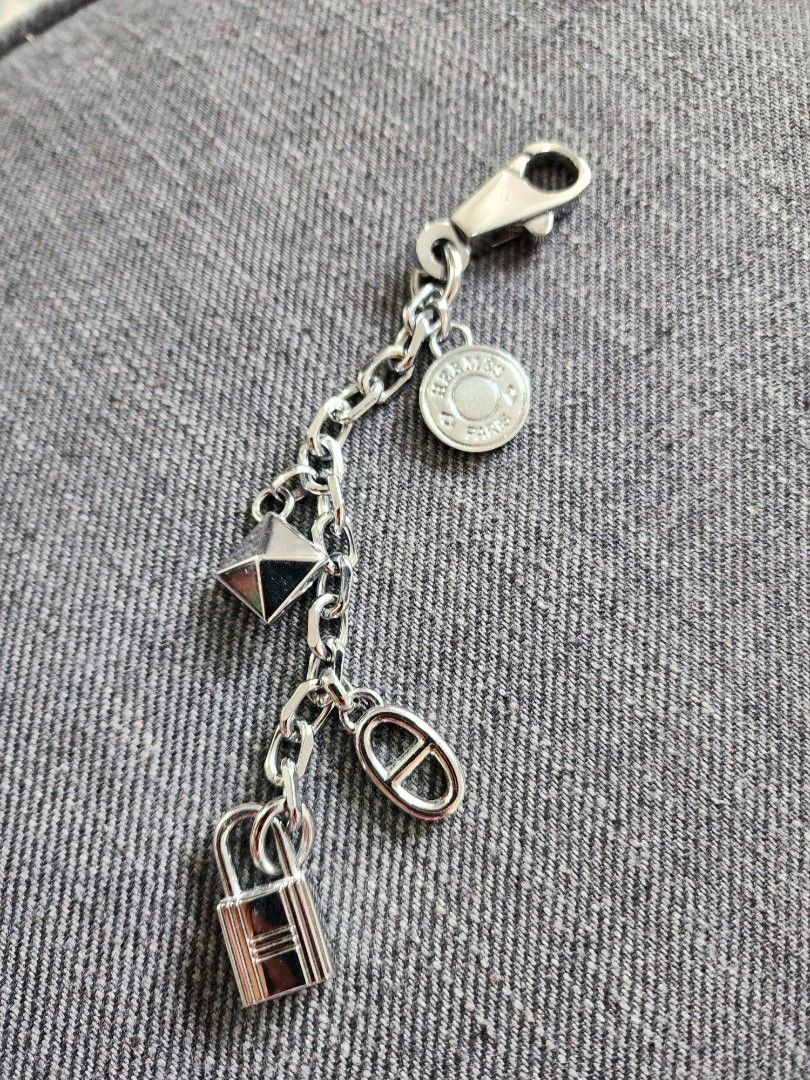 Hermes keychain top