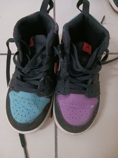 (Category: ) located in . Submitted by Mia.preloved (Listing ID 1250862290, Image 1). Description: .
