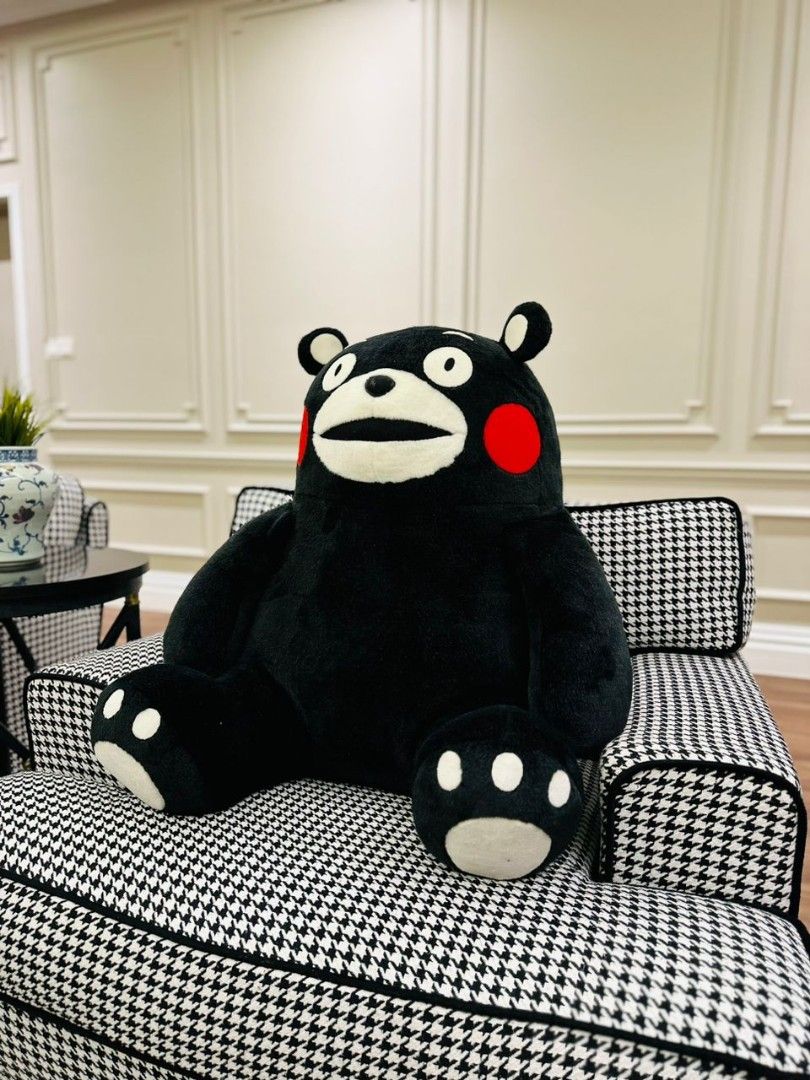 Kumamon plushie shop