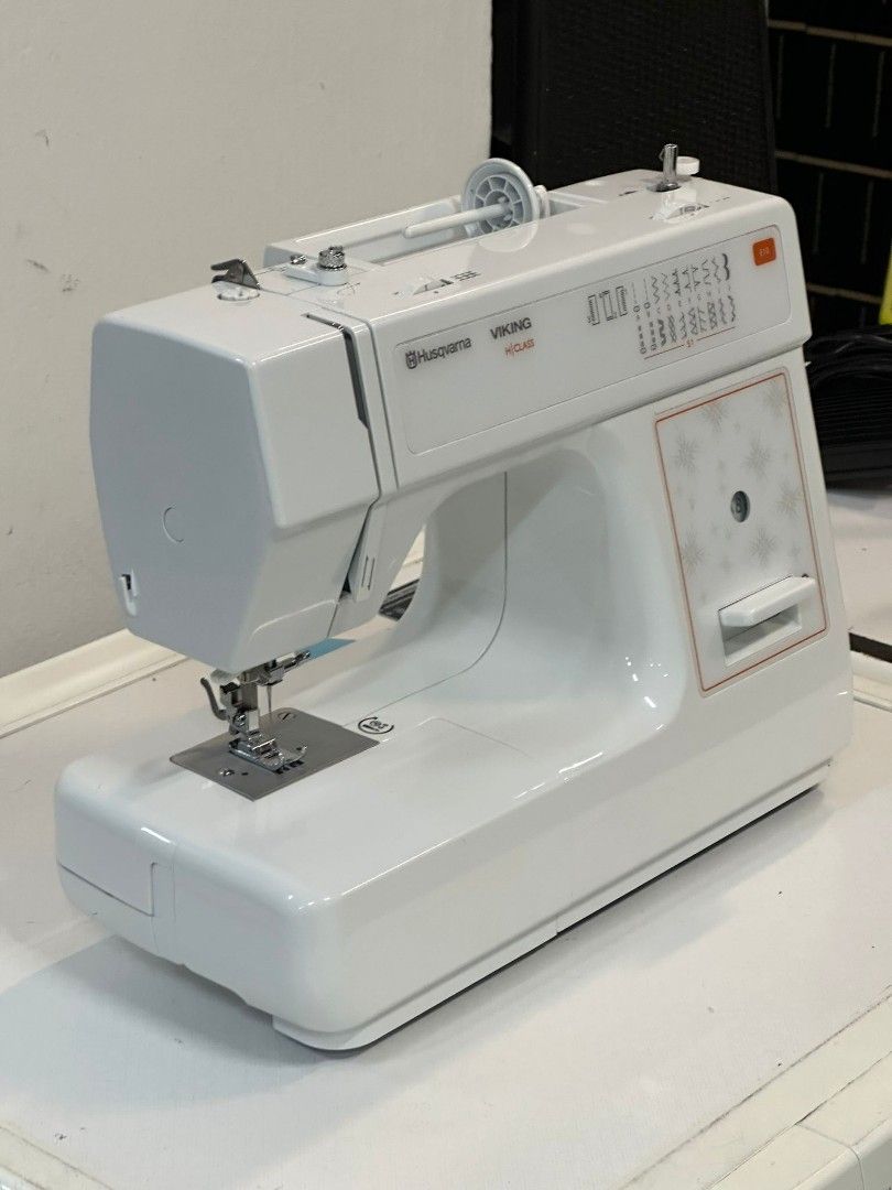 HUSQVARNA VIKING E10 SEWING MACHINE, Hobbies & Toys, Stationery & Craft