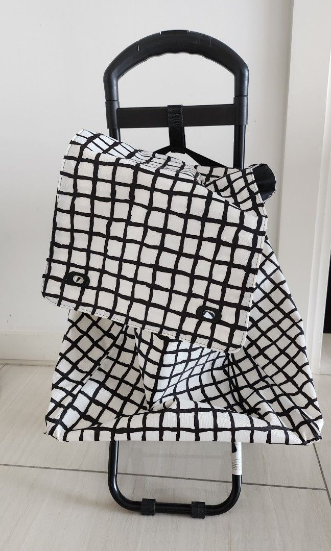 Knalla shopping outlet bag