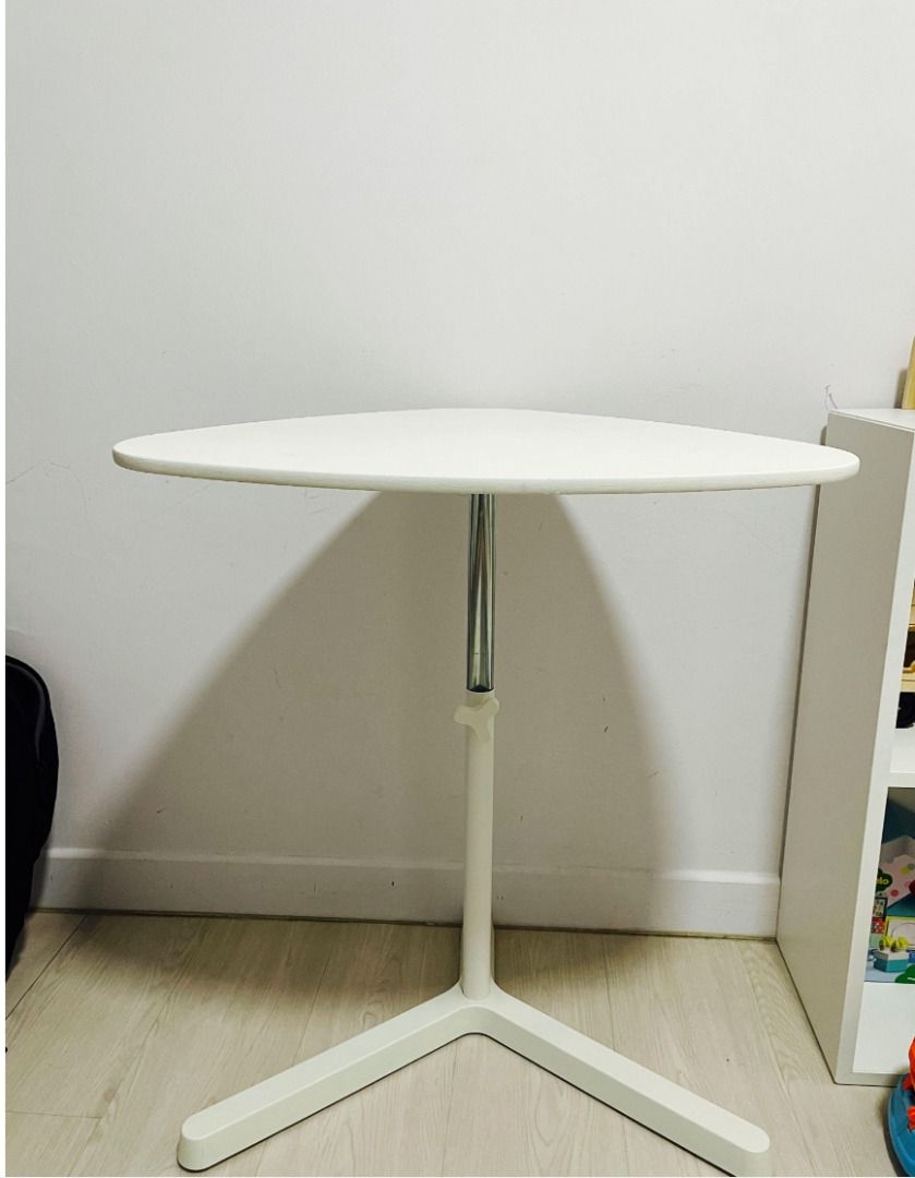 Svartåsen store laptop stand