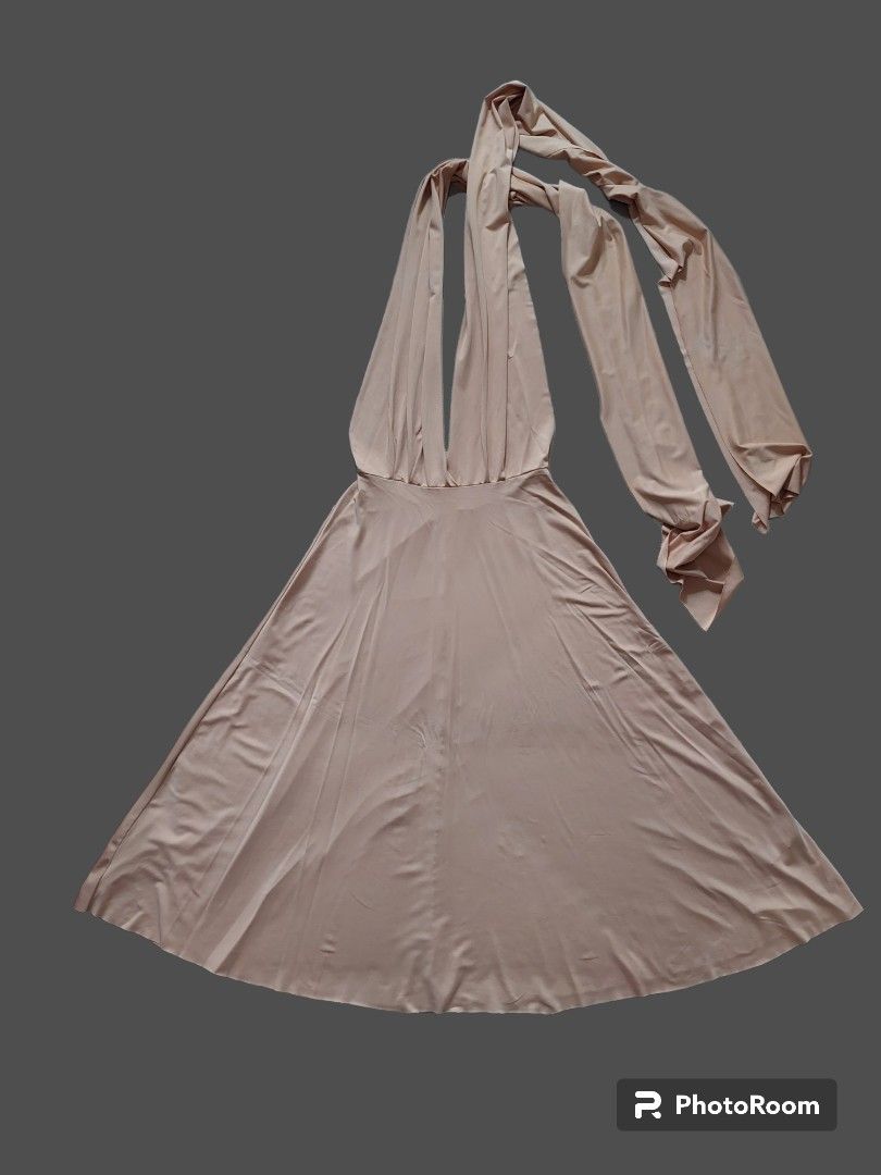 Valentino cape dress friends from college outlet