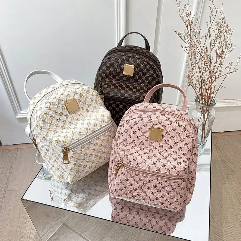 Small bag pack, Women's Fashion, Bags & Wallets, Backpacks on Carousell