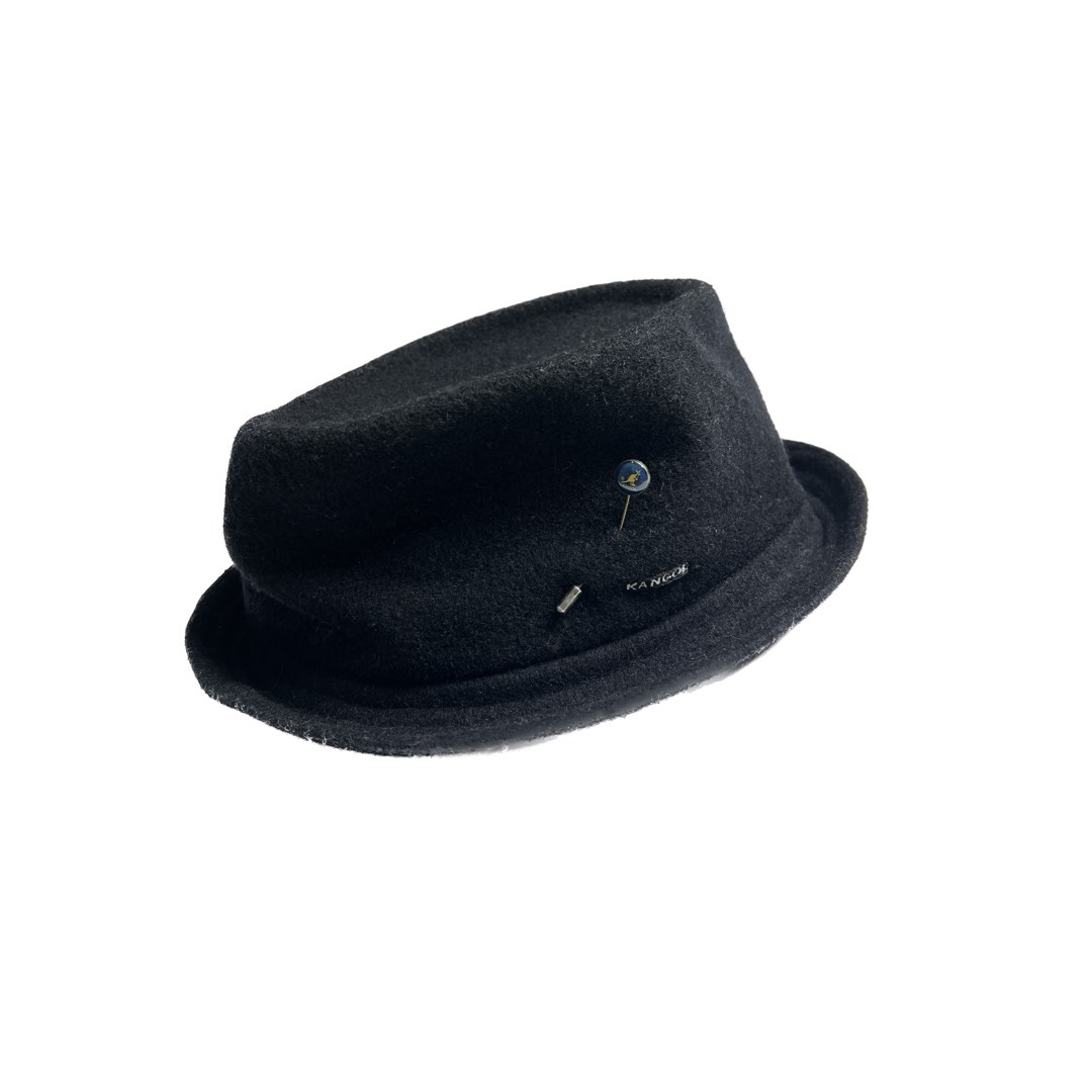 [L] Kangol Fedora Hat comes with original pin, Men's Fashion, Watches