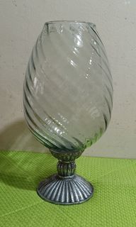 Large Twisted Ribbed Clear Glass Brandy/Cognac Snifter Vase