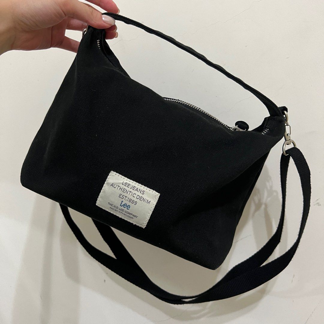 LEE 側背小包手提包TWITCH LOGO MINI TOP HANDBAG-黑色, 她的