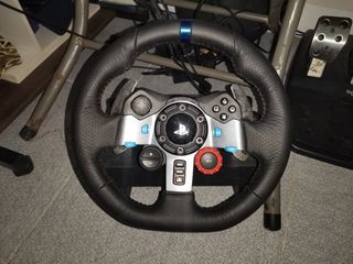 Logitech G29 Steering wheel