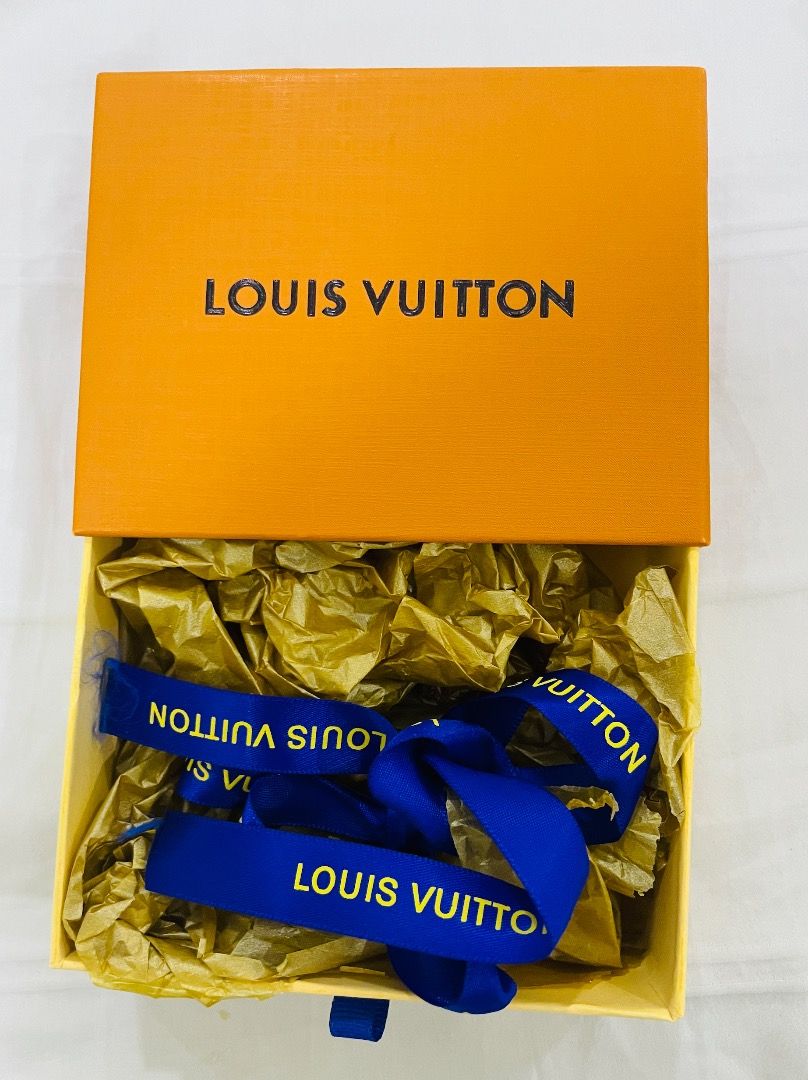 Lv box sale and dust bag