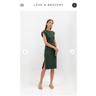 Love & Bravery - Emily Cap Sleeve Fitted Midi Dress in Forest Green