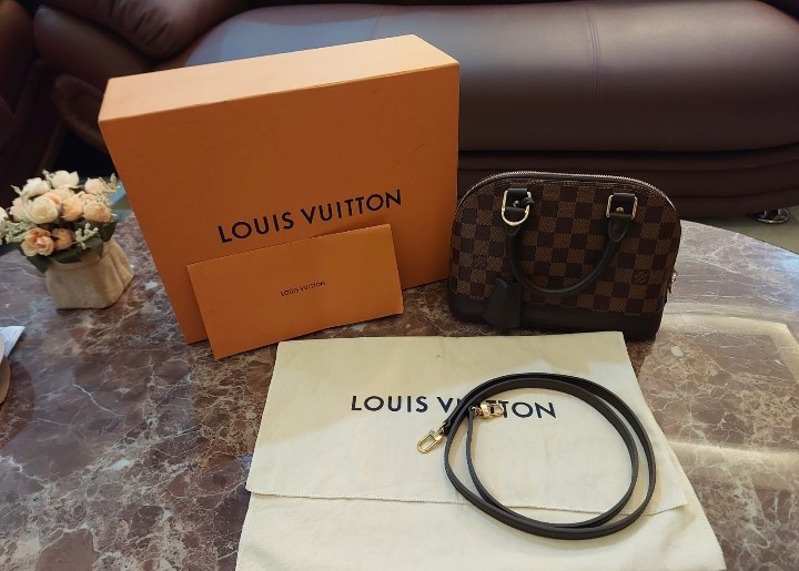 LV Alma BB Damier With key, lock, clochette, strap, db, box