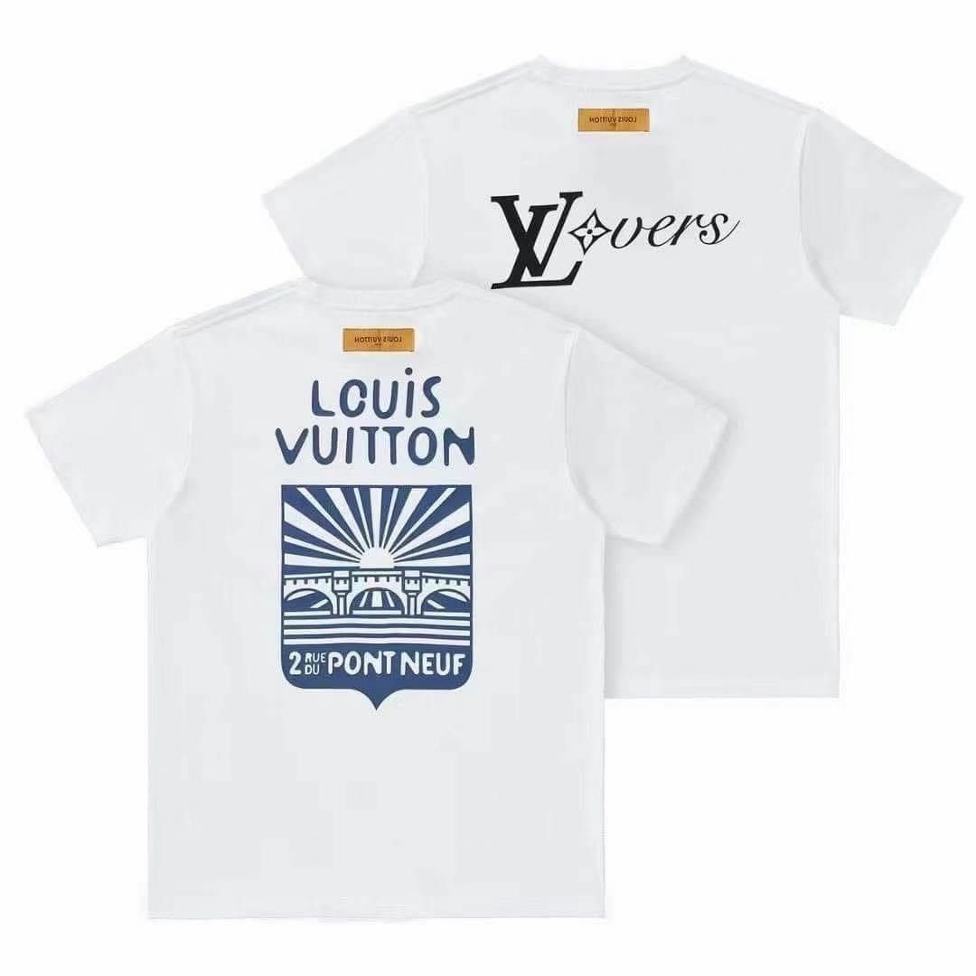 Louis Vuitton tee, Luxury, Apparel on Carousell