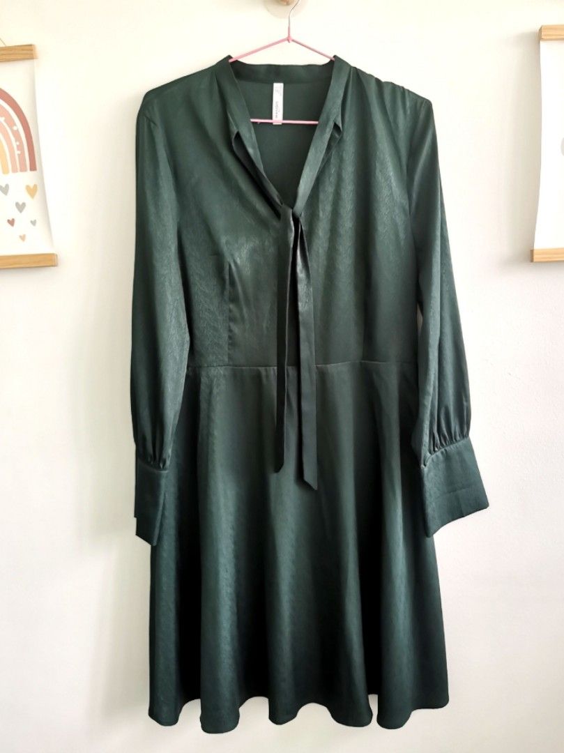 Mango mng green dress, Women's Fashion, Dresses & Sets, Dresses on Carousell
