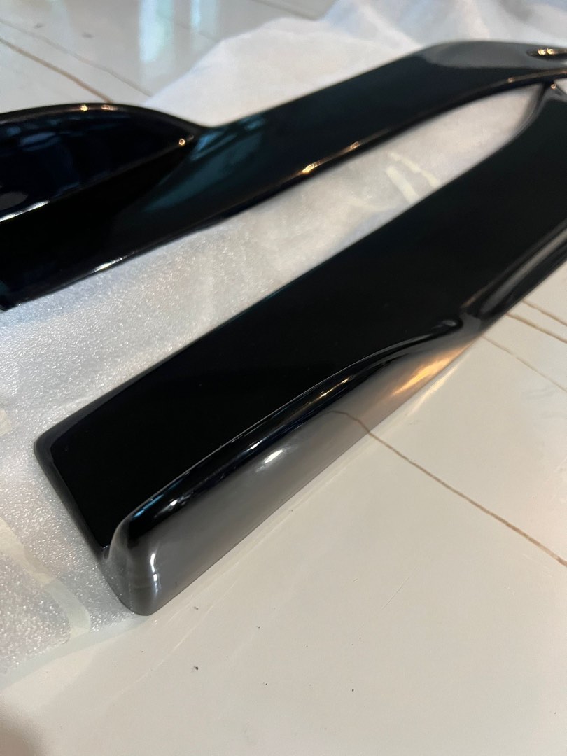 Mercedes Rear bumper lip, Car Accessories, Accessories on Carousell