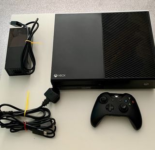 Microsoft Xbox One 1TB Black Gaming Console - Used