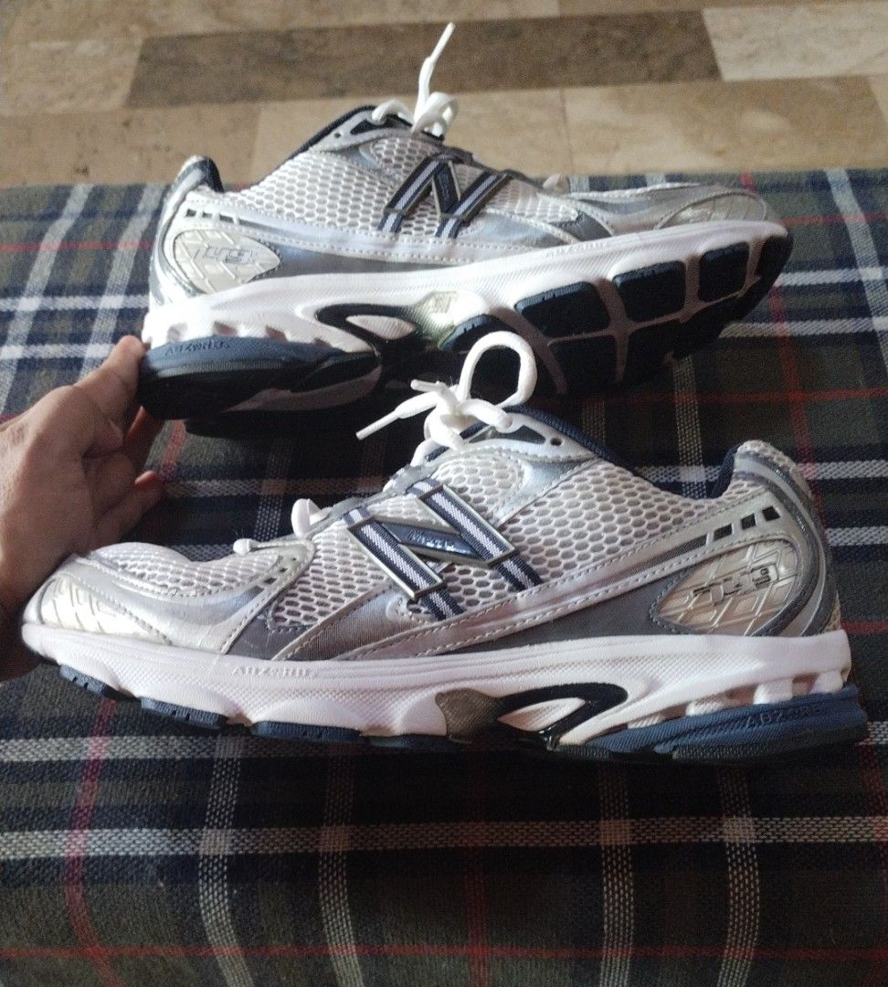 NEW BALANCE 749 SIZE 9.5 US. SILVER NAVY. Men s Fashion Footwear