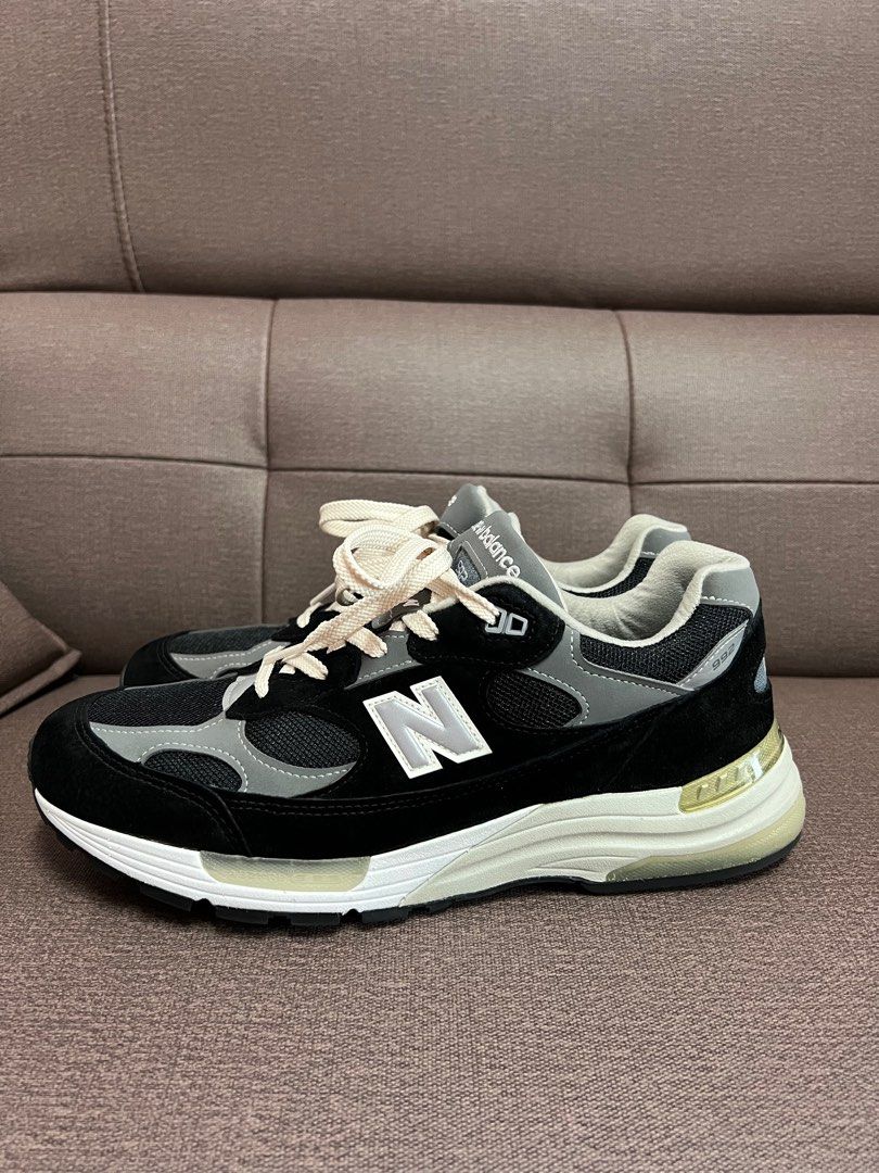 New balance M992EB 美製992, 他的時尚, 鞋, 休閒鞋在旋轉拍賣