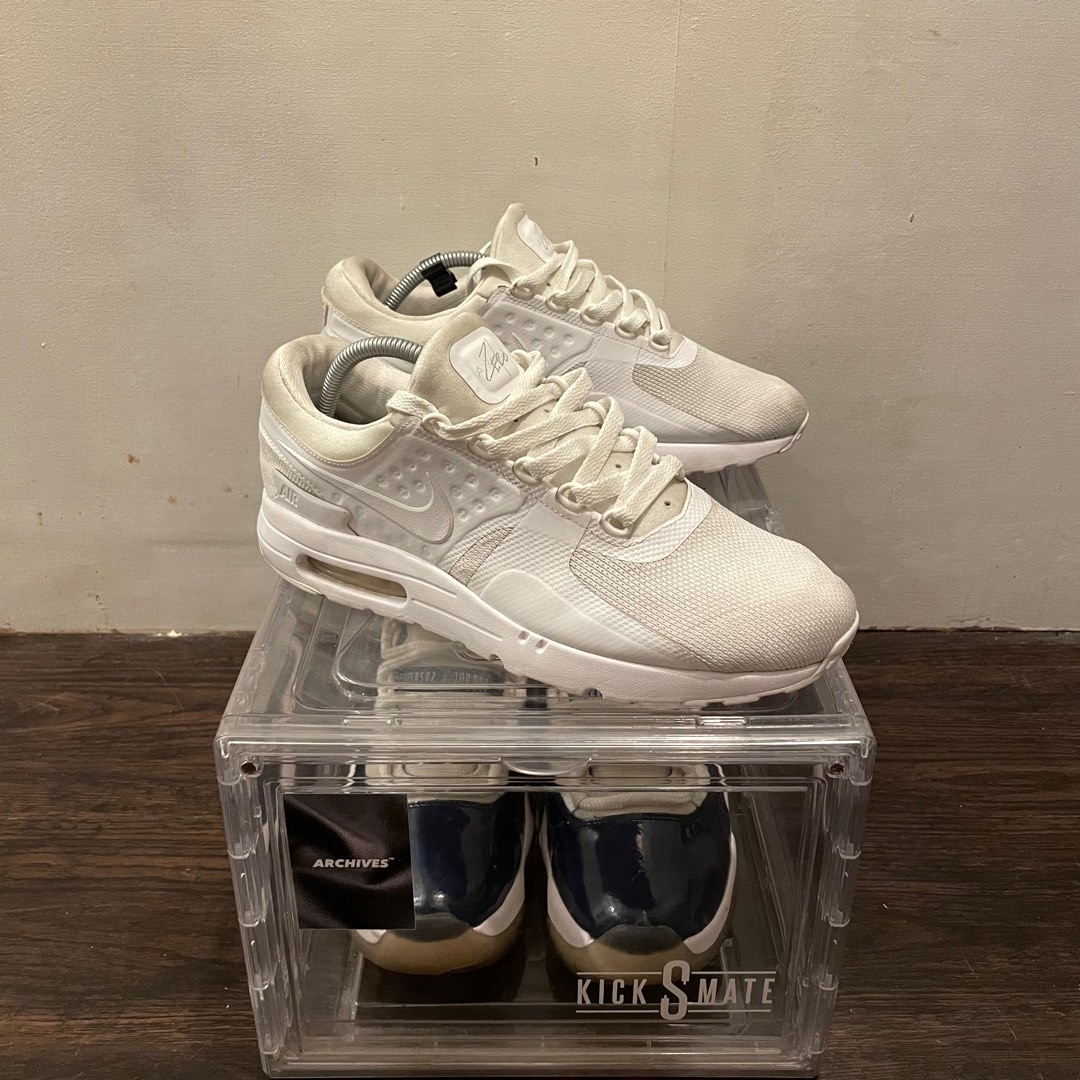 Air max store zero outfit