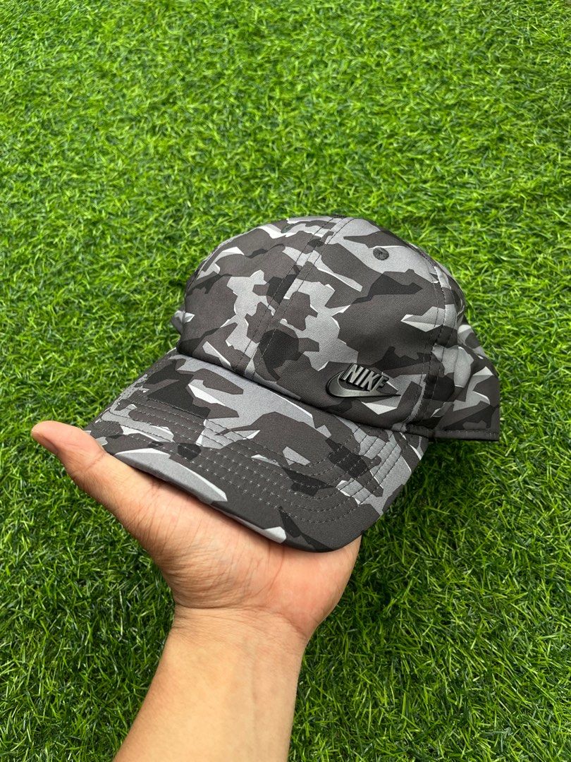 womens camouflage nike shoes