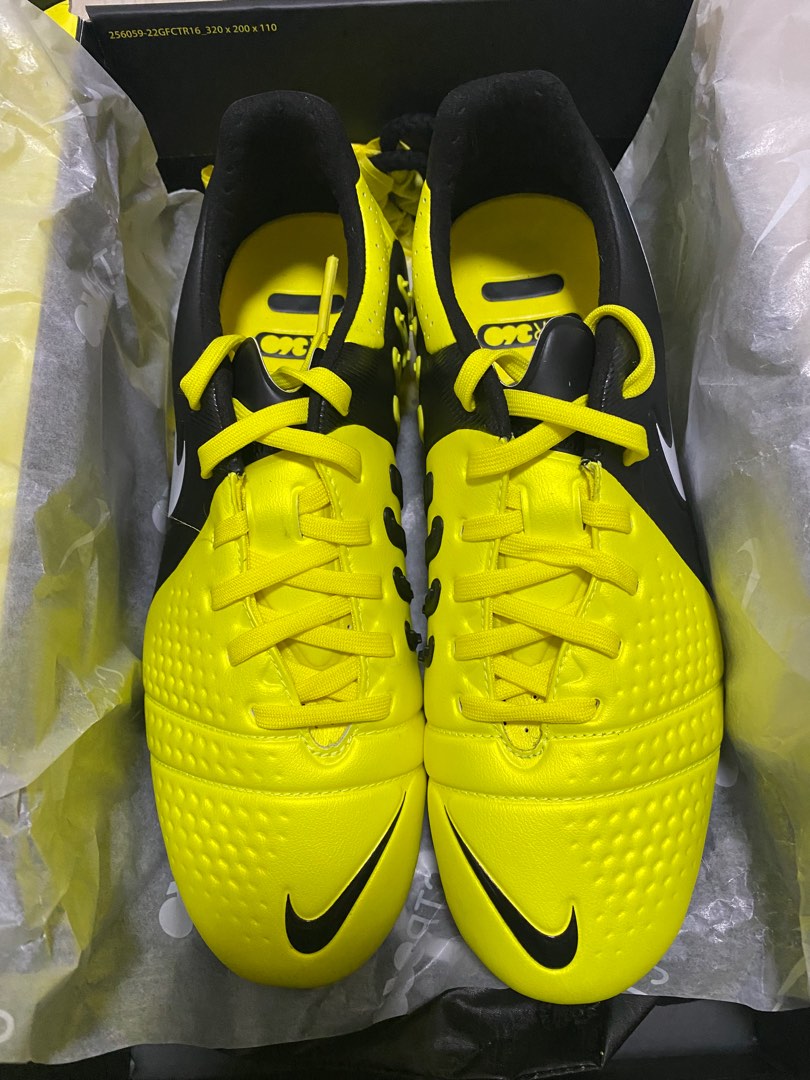 Nike ctr 350 top