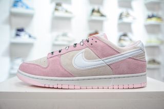 Nike dunk low pink foam (GS), Women's Fashion, Footwear, Sneakers