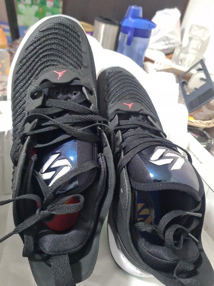 luka mindfulness shoes