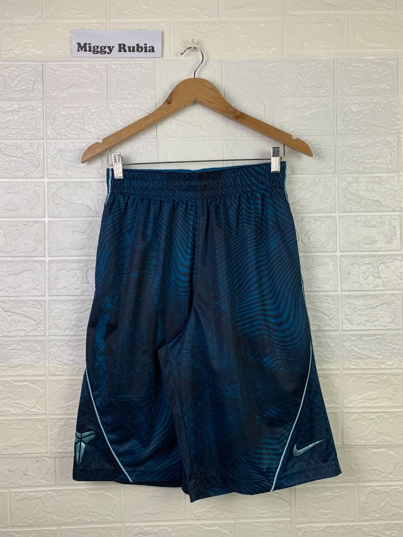 NIKE x KOBE BRYANT Men s Fashion Bottoms Shorts on Carousell