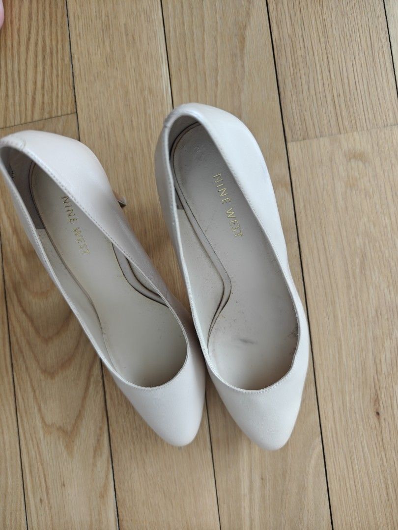 Nine West heels size 7w Women s Fashion Footwear Heels on