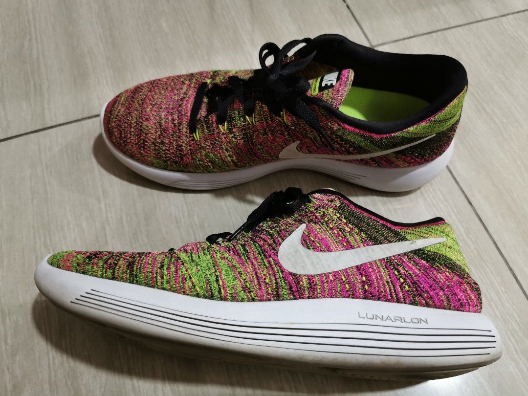 Free flyknit hotsell 5.0 mens rainbow