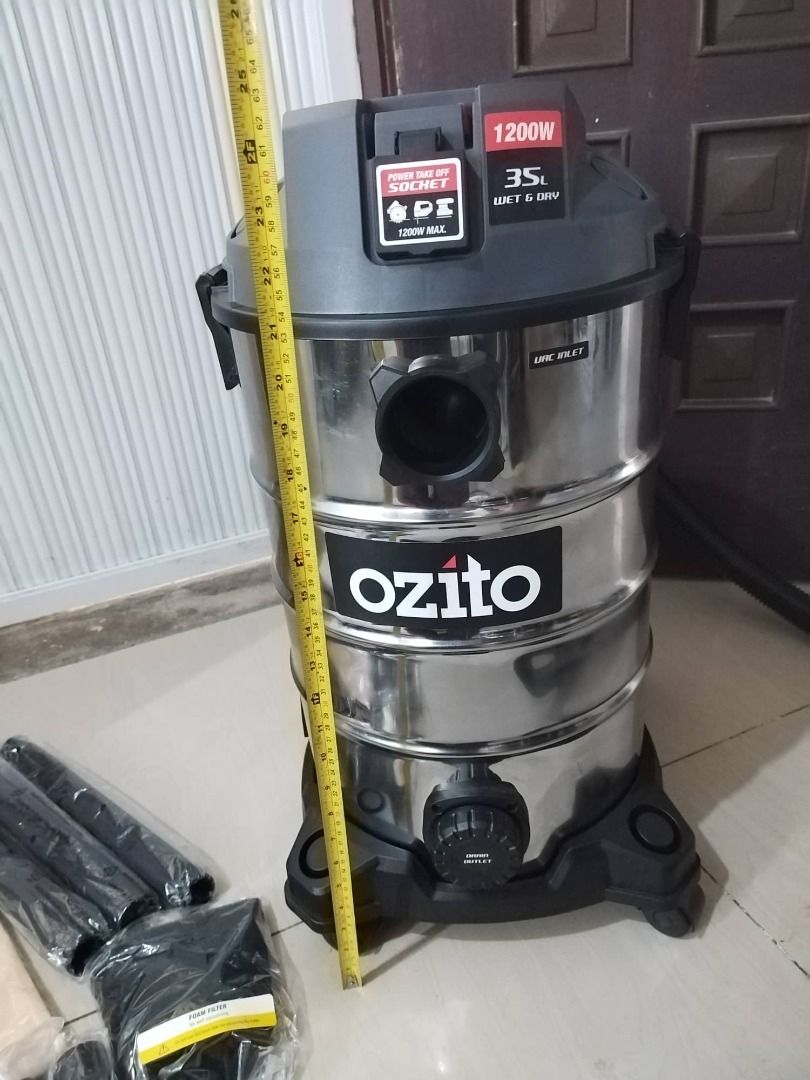OZITO Wet And Dry Vacuum With Power Take Off 36 L, Furniture & Home