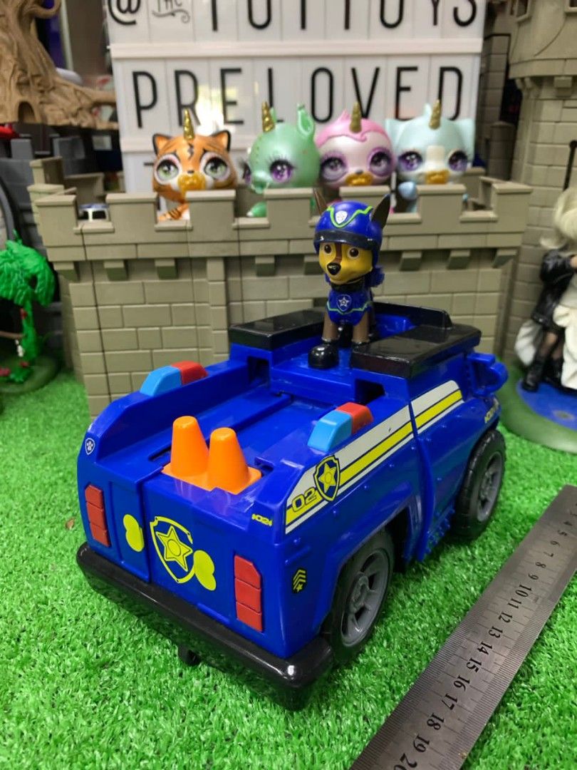 Paw patrol on clearance a roll chase