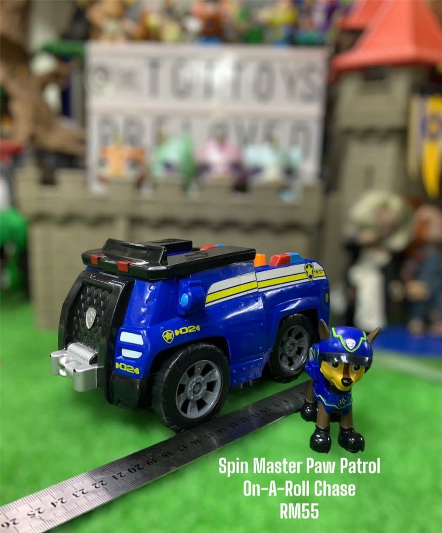 Paw patrol on top a roll chase
