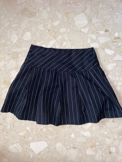 (Category: ) located in . Submitted by avlvst (Listing ID 1250848753, Image 1). Description: .
