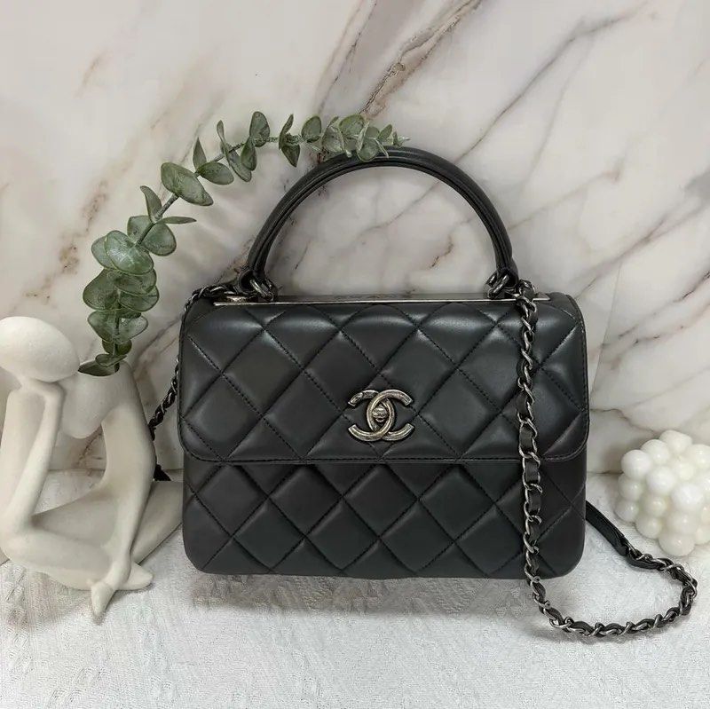 RARE Chanel coco handle chevron ECRU caviar ghw # 26, Luxury, Bags &  Wallets on Carousell