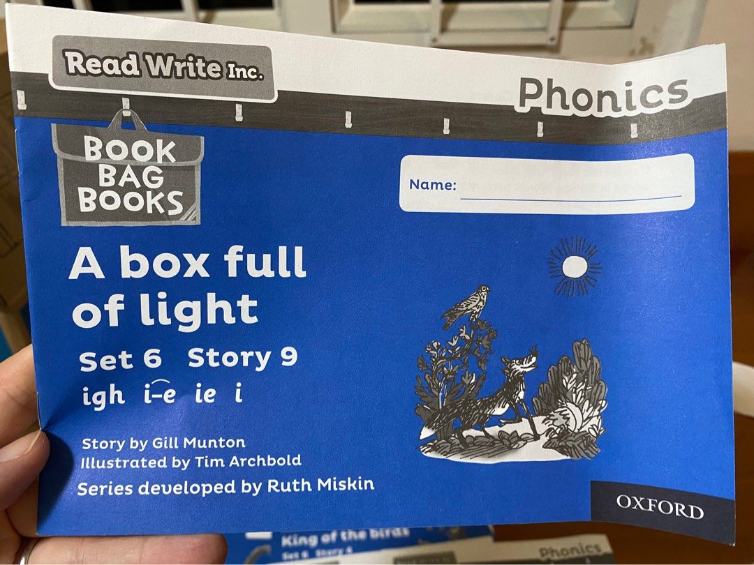 Read write inc set 6(19), 興趣及遊戲, 書本 & 文具, 小朋友書 Carousell