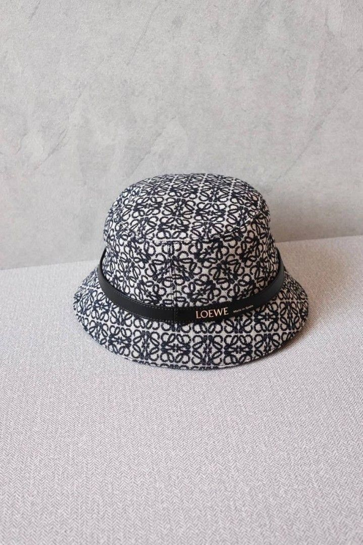 LOEWE バケットハット ネイビー/ホワイト LOEWE バケットハット ホワイト ネイビー 【公式通販】
