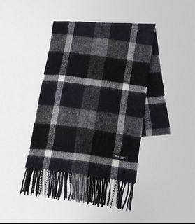 ⚡️FLASH SALE⚡️ Ready stock! Japan 🇯🇵 limited Black label crestbridge shawl