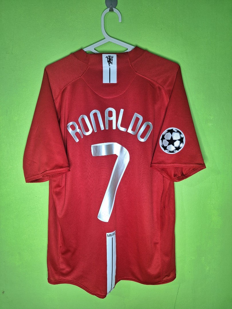 Ronaldo soccer jersey on Carousell